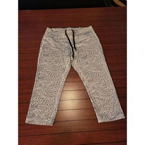 Nike Cropped Leggings Small